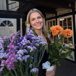 Meet your Posher, Julia